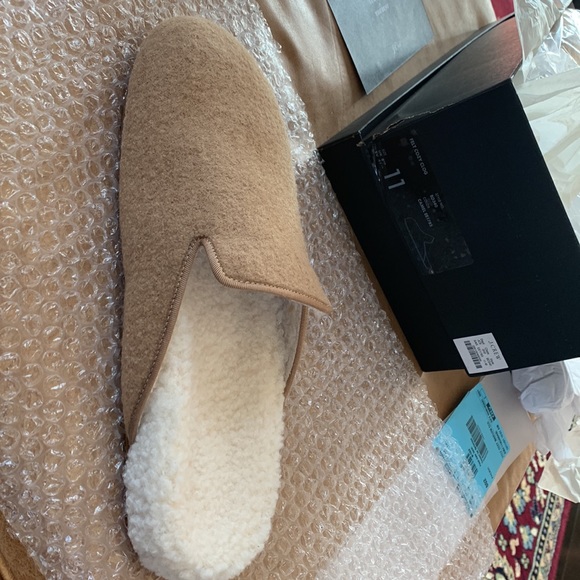 Wool with faux fur lining clogs - Picture 3 of 4